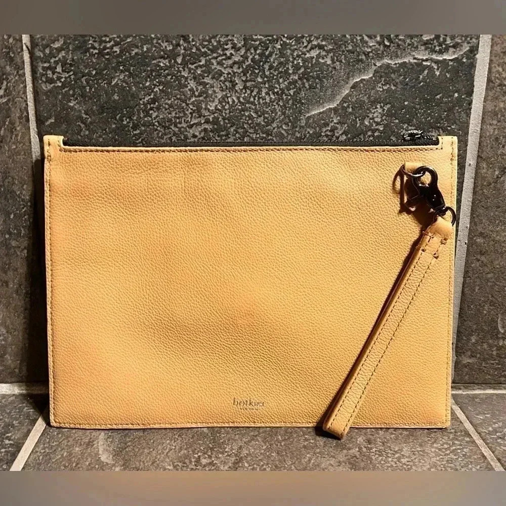 BOTKIER Leather Valentina Large Envelope Clutch+Wristlet Strap. Designer. NWT - Picture 3 of 15